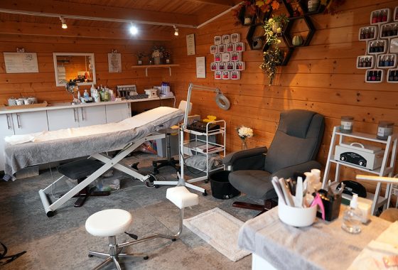 Caterham Beauty Therapy - Salon 2